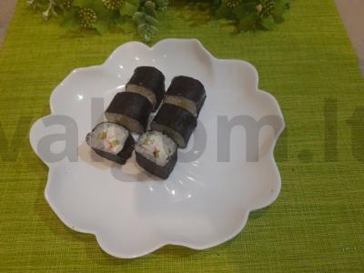 Namų ritinėliai su krabų lazdelėmis ir ikrais Žingsnis 15