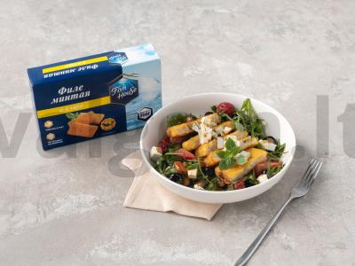 Salotos su menkėmis tešloje pagrindine nuotrauka