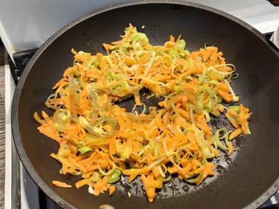 Vaikų sriuba su meatballs Žingsnis 4