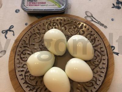 Kalakutų kiaušiniai, įdaryti paštetu Žingsnis 1