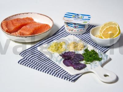 Lašiša su šparagais ir grietinės-varškės padažu Žingsnis 1