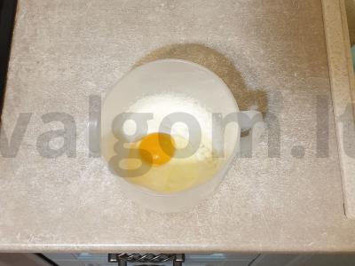 Lengvi keksiukai su citrinos sultimis Žingsnis 3