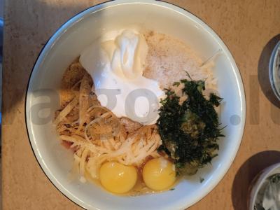 Smulkintos vištienos kotletai su majonezu ir sūriu Žingsnis 4