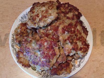 Smulkintos vištienos kotletai su majonezu ir sūriu Žingsnis 7