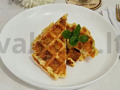 Moliūgų vafliai pagrindine nuotrauka