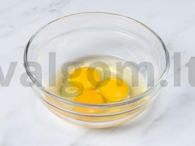 Japonų omletas tamago Žingsnis 1