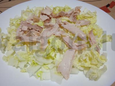 Pekino kopūstų, feijoa ir keptos vištienos salotas Žingsnis 3