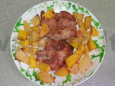 Kepta kiaulienos kaklas ir bulvės Žingsnis 6