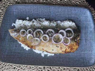 Kepta skumbrė aštriame marinate pagrindine nuotrauka