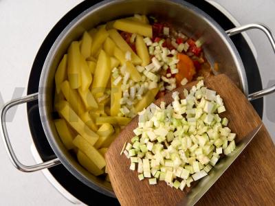 Klasikinis daržovių troškinys su kopūstais Žingsnis 9