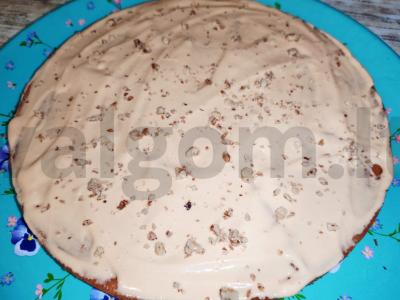 Biskvitinis tortas su virta saldžia grietinėle, rikota ir cinamonu Žingsnis 6