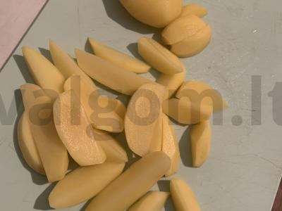 Troškintas bulvės su mėsa Žingsnis 1