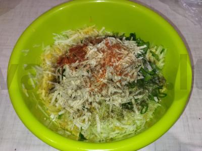 Cukinijų apkepas su žolelėmis Žingsnis 2