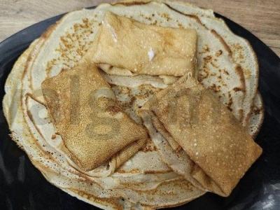 Blynai su varške ant blynų miltų Žingsnis 7