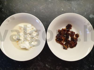 Varškės desertas su riešutais „Top-top“ Žingsnis 1