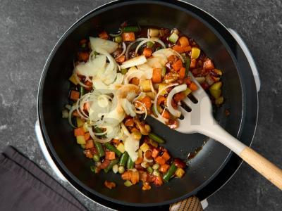 Nudeginta makaronai su jautiena korėjietišku stiliumi Žingsnis 5