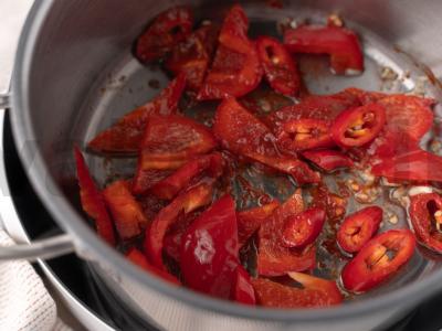 Užkandis „Sūnaus kalba“ su pomidorų pasta Žingsnis 2