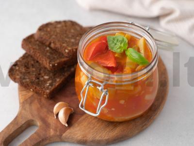 Užkandis „Sūnaus kalba“ su pomidorų pasta pagrindine nuotrauka