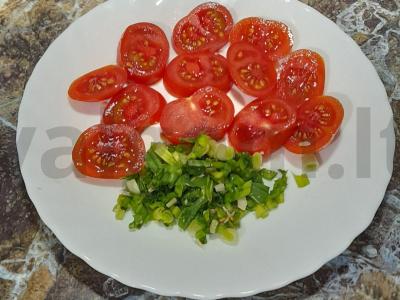 Pita su sūrio, vyšnių ir dešrelės įdaru Žingsnis 2