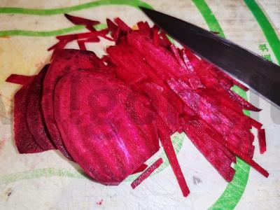 Raudona barščiai su paprikomis Žingsnis 5