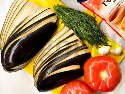 Baklažanų ritinėliai su varškės sūriu Žingsnis 1