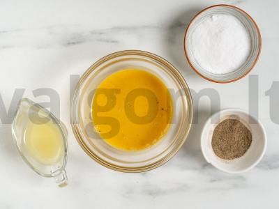 Lengvas salotas su naminiu majonezu Žingsnis 3