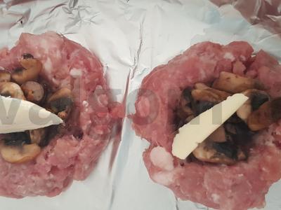 Kotletai su grybais vakarienei Žingsnis 4