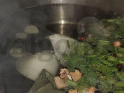 Koldūnai daržovių sultinyje su salierais Žingsnis 2