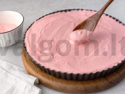 Varškės šarlotė su rožiniu kremu Žingsnis 6