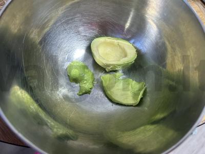 Haas avokadų guakamolė Žingsnis 1