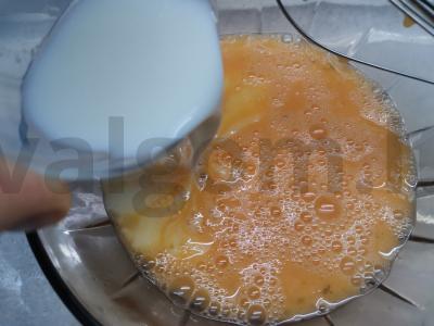 Omletas su brokoliais ir dešra Žingsnis 4