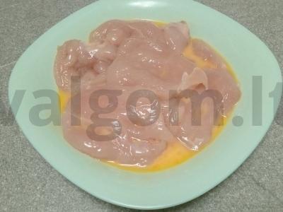 Vištienos krūtinėlės kotletai sūrio paniruotėje Žingsnis 2