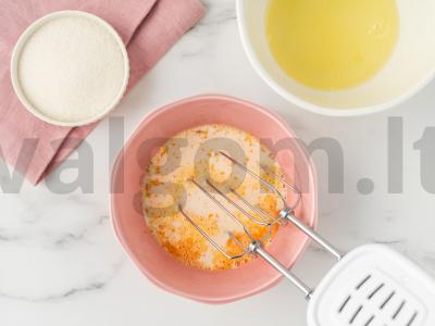 Blynai iš išplaktų baltymų Žingsnis 1