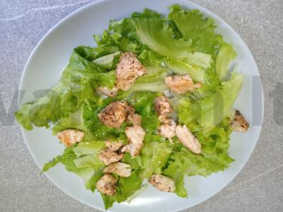 Salotas su kalakutiena, vyšniniais pomidorais ir brie sūriu Žingsnis 3