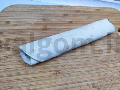 Ritinys su silpnai sūdyta lašiša ir varškės sūriu Žingsnis 3