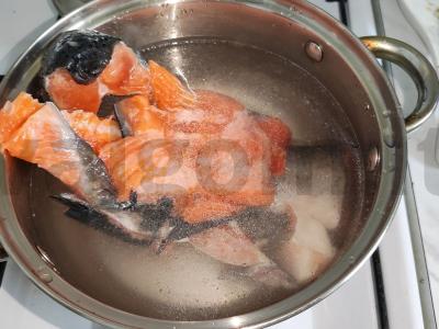 Žuvienė su upėtakiu Žingsnis 1