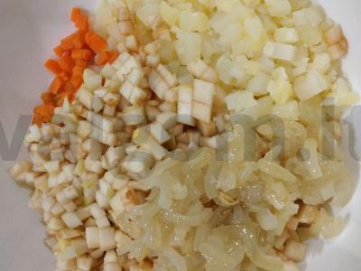 Grybų ir bulvių salotas Žingsnis 3