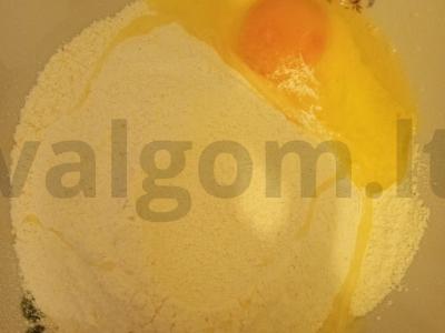 Vaniliniai keksiukai iš blynų miltų Žingsnis 2