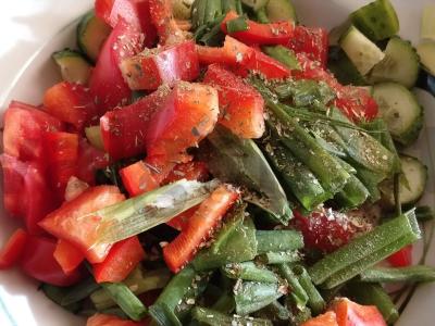 Daržovių salotas su kepenimis Žingsnis 4