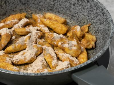 Vištiena karčioje kokosų pieno padaže Žingsnis 5