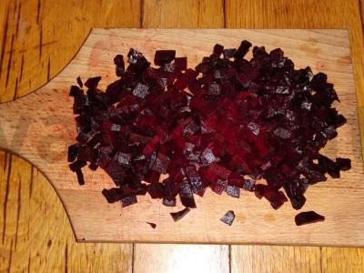 Salotos su virtomis burokėliais ir ant grotelių keptu cukiniju Žingsnis 2