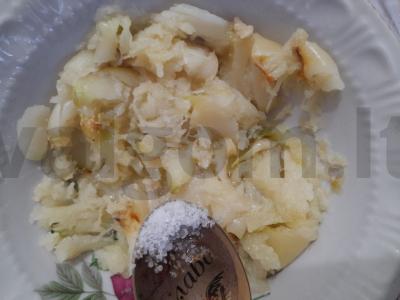 Sumuštinis su keptu česnaku ir šviežiais pomidorais Žingsnis 7