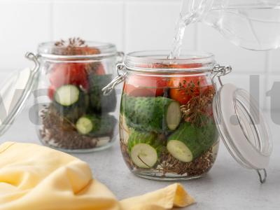 Agurkai su pomidorais žiemai Žingsnis 4