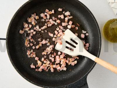 Penne su moliūgu ir bekonu Žingsnis 1