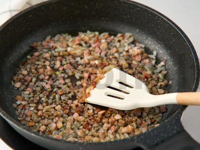 Penne su moliūgu ir bekonu Žingsnis 2