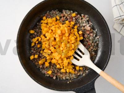 Penne su moliūgu ir bekonu Žingsnis 3