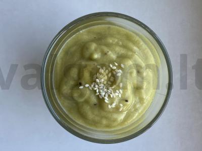 Vaisių kokteilis su obuolių sultimis pagrindine nuotrauka