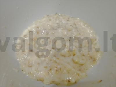 Bananų blynai pusryčiams Žingsnis 1