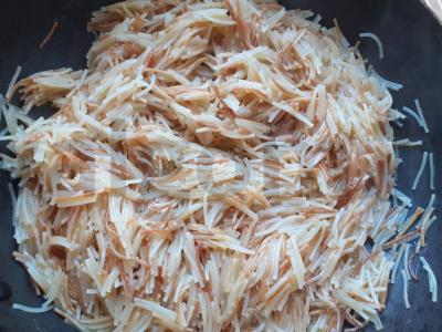 Kepta vermišelė su terijaki padažu, žaliu svogūnu ir sezamu Žingsnis 2