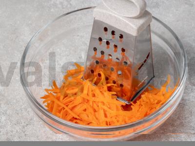 Bulvės su kiauliena puoduose Žingsnis 4